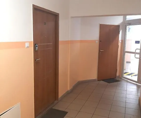 Kawalerka Stefana Zeromskiego 62 Hotel *